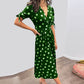 💃 Kleid mit tiefem V-Ausschnitt und Tupfen