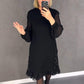 Damenkleid mit Rundhalsausschnitt, einfarbig und Strasssteinen